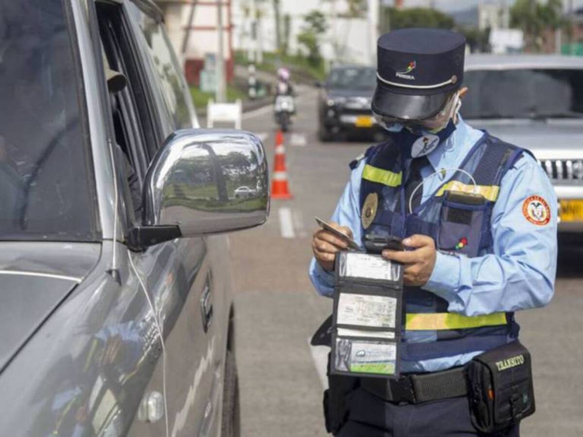 Investigan a exagente de tránsito de Pereira por presunta falsedad en documento público