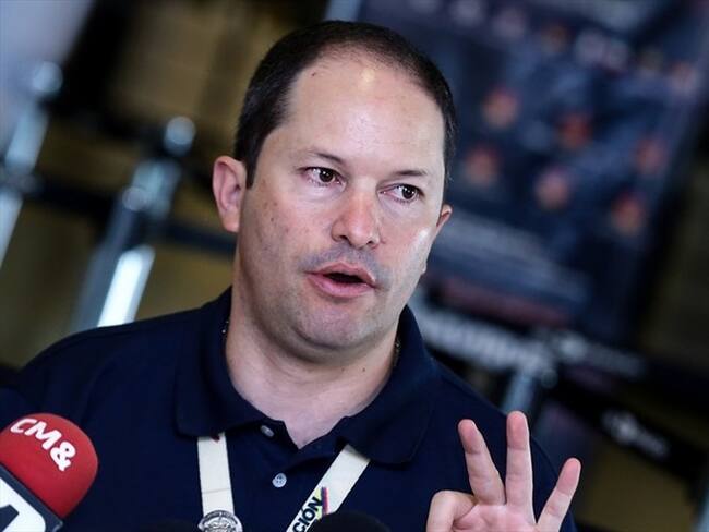 Juan Francisco Espinosa, director de Migración Colombia, aclaró que del total de la población nacional el 3,2% de los migrantes venezolanos están cometiendo delitos. Foto: Colprensa / DIEGO PINEDA