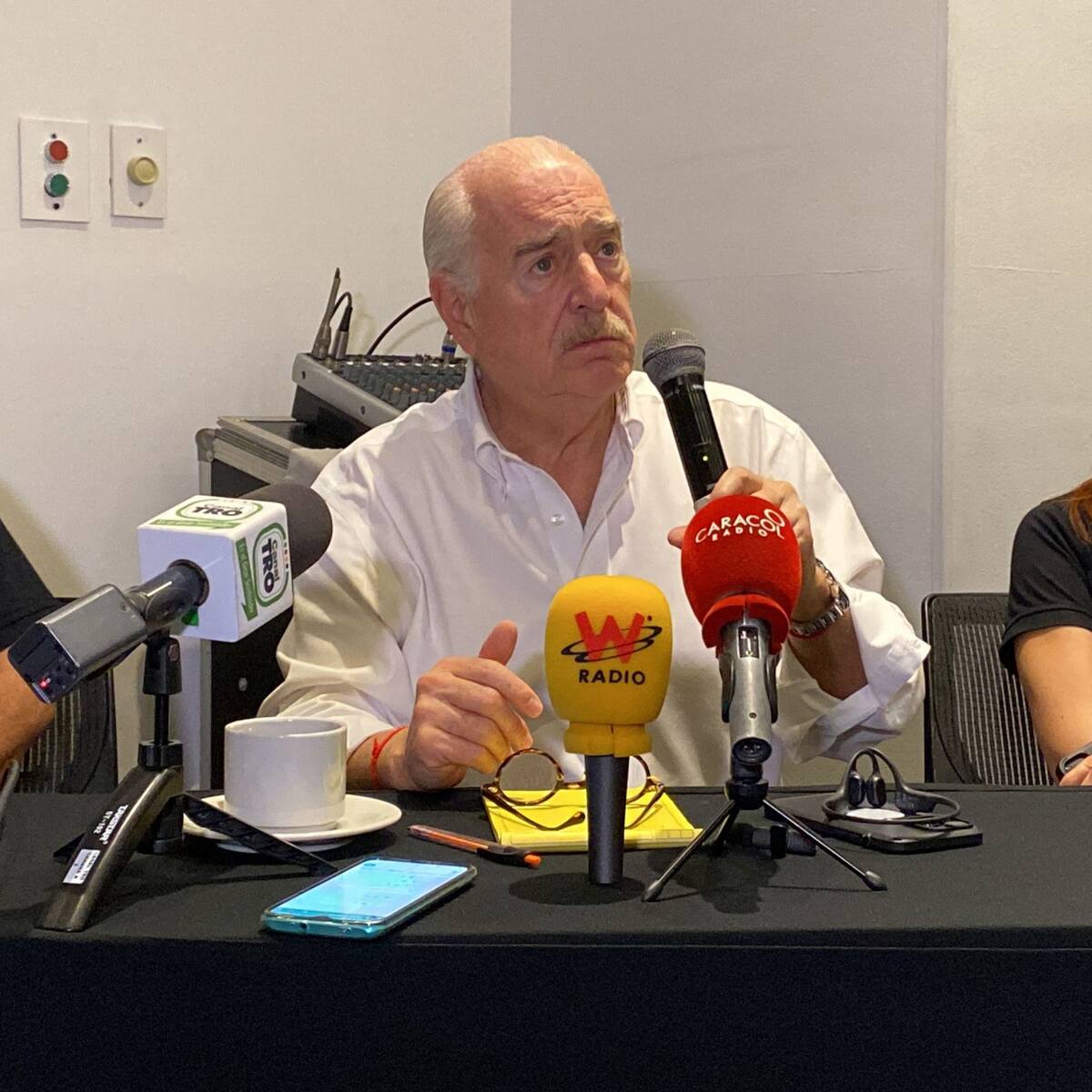 No daremos coaval a ningún candidato que tenga avales de partidos de gobierno: Pastrana