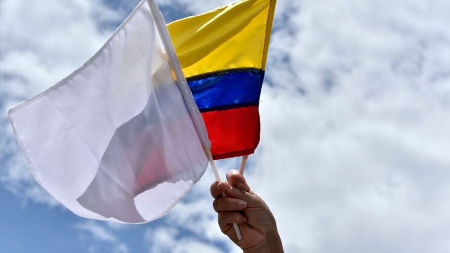 Díaz considera lamentable que se pretenda implementar ese modelo bajo el "desconocimiento" de la realidad que se vive en las regiones. Foto: Getty Images / GUILLERMO LEGARIA