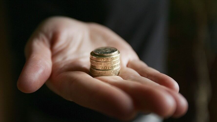 Conozca algunas buenas prácticas para que dure un poco más ese momento de felicidad y pueda ahorrar e invertir mejor sus ingresos. Foto: Getty Images