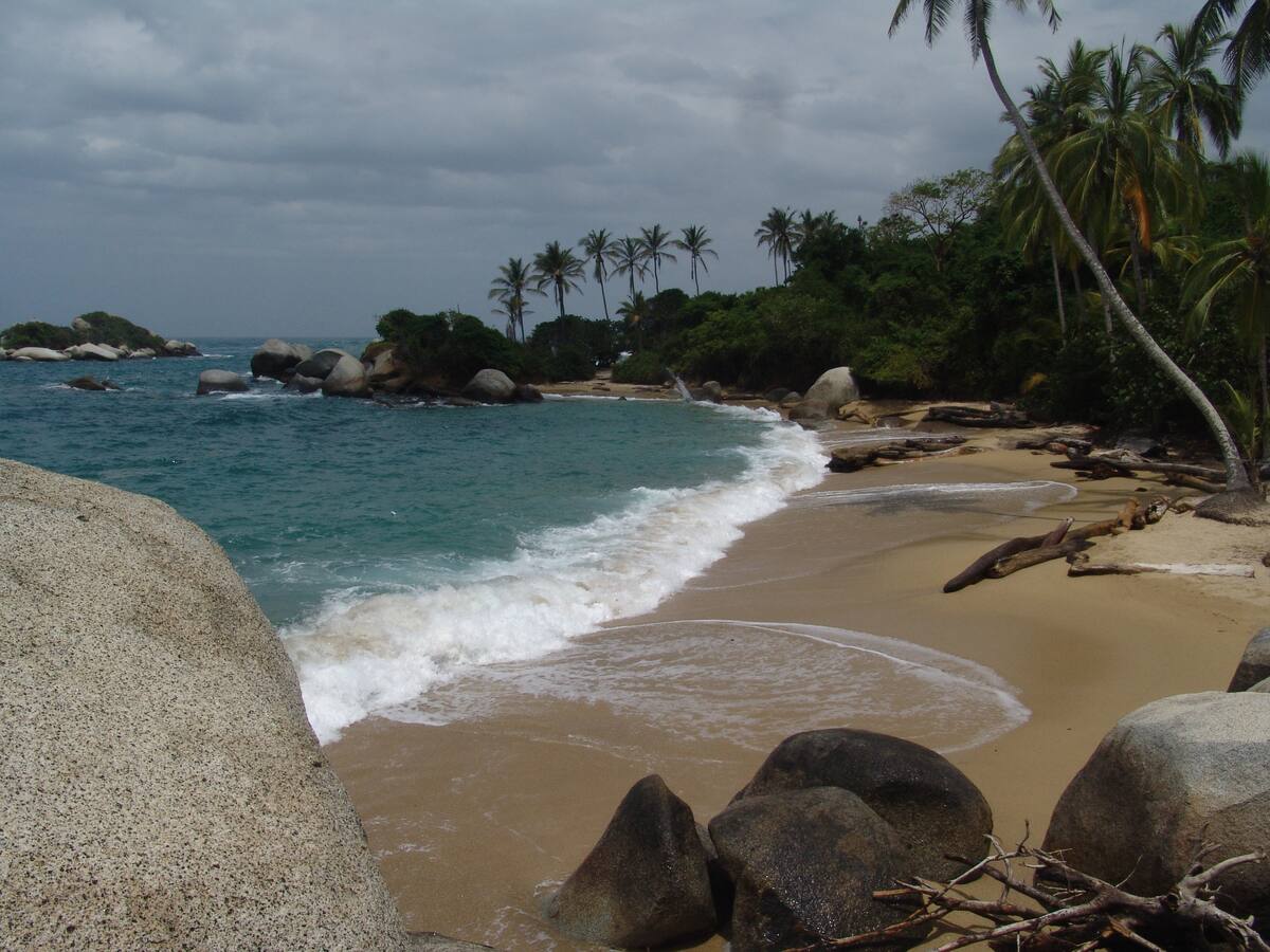 Turistas se quejan por largas filas de entrada al Parque Tayrona, en Santa Marta