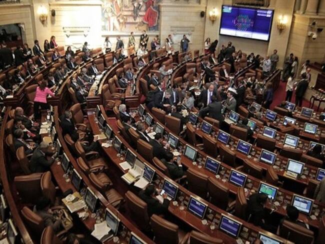 Estos son los cinco partidos más votados y los cinco senadores. Foto: Colprensa