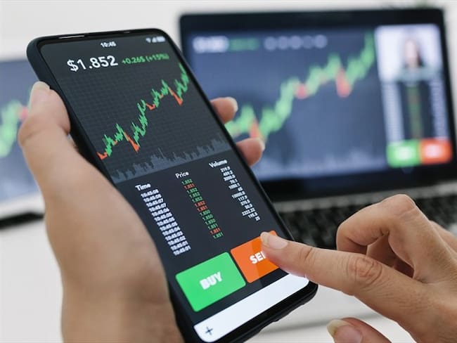 ¿Quiere invertir en la bolsa de Colombia? Estas aplicaciones podrían ayudarle. Foto: Getty Images