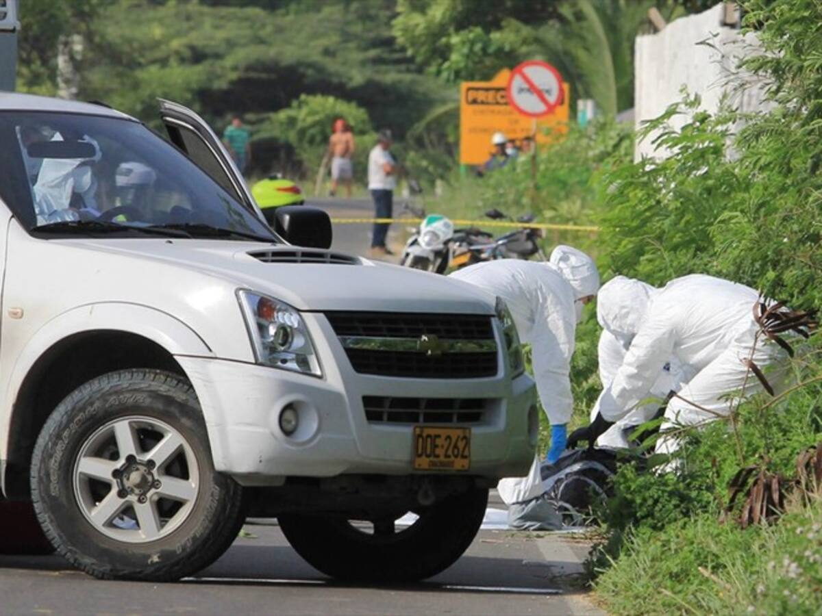 Hallan un cadáver dentro de una bolsa en Cali