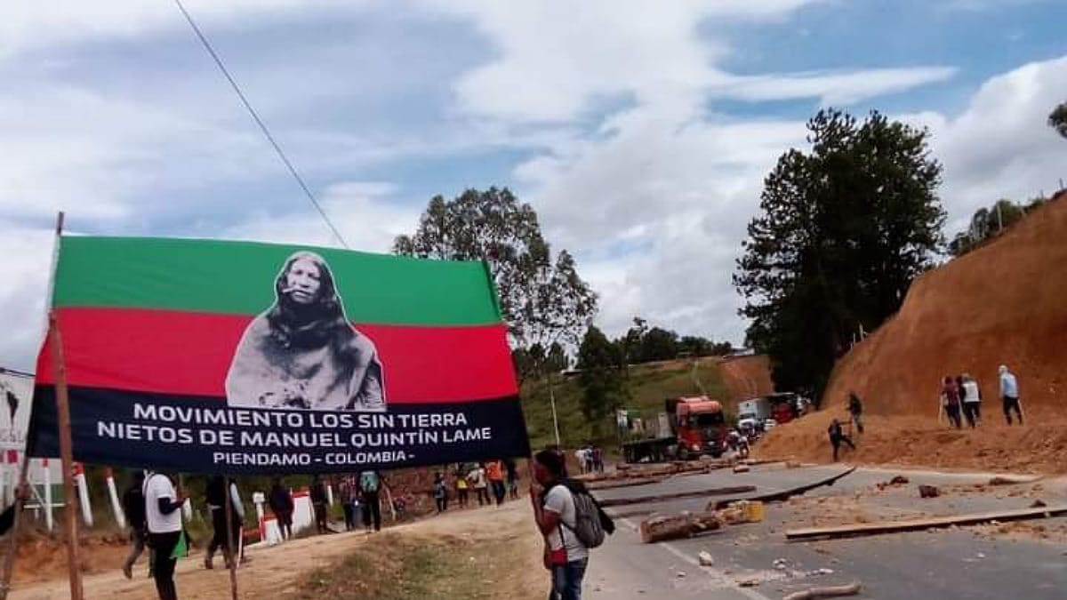 Continúa el bloqueo de la vía Panamericana por comunidades entre Popayán y Cali