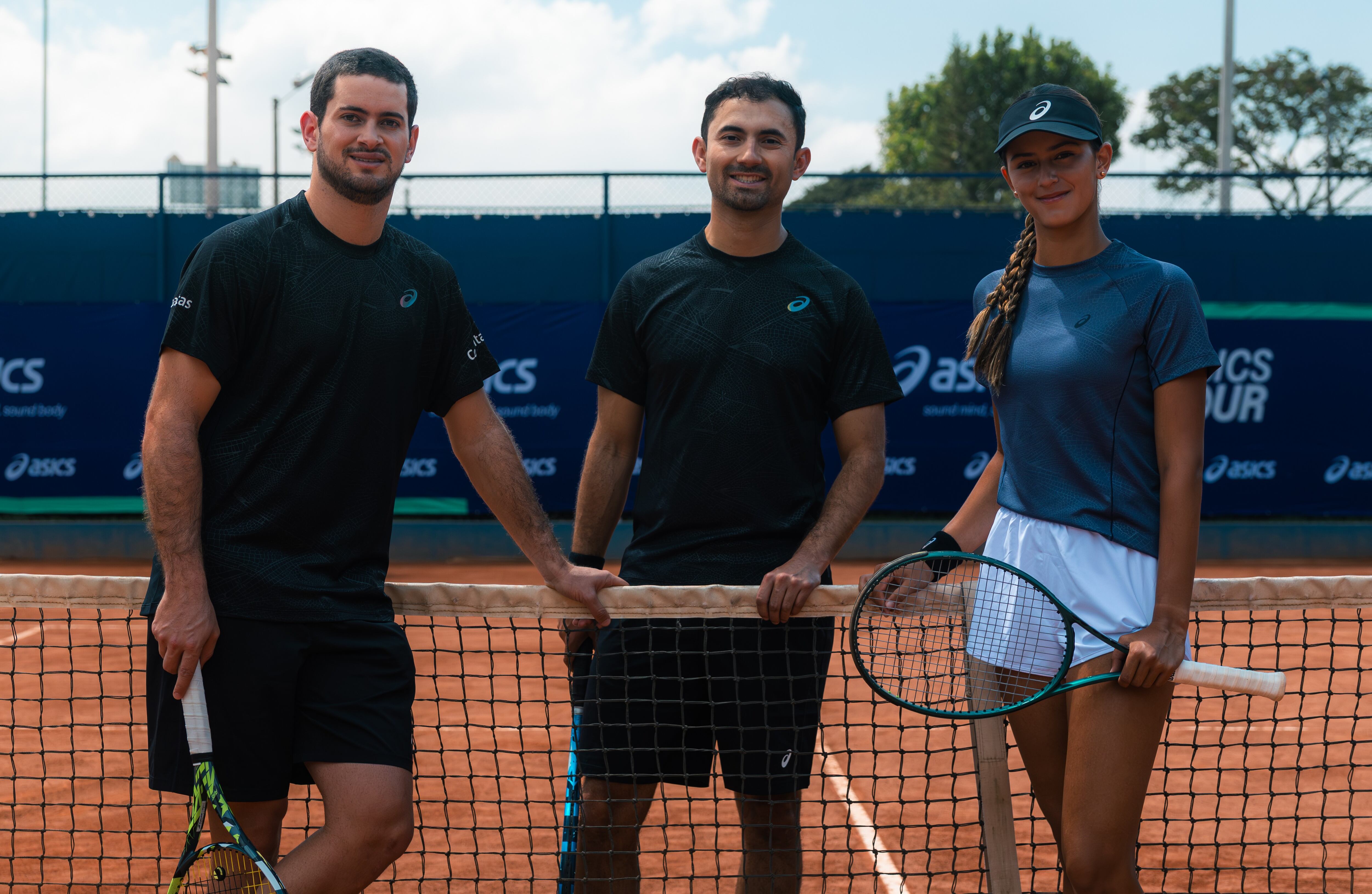 Nicolás Mejía. David Fonseca y Antonella Esquivel durante la presentación del Asics Tour. FOTO: Match Tenis
