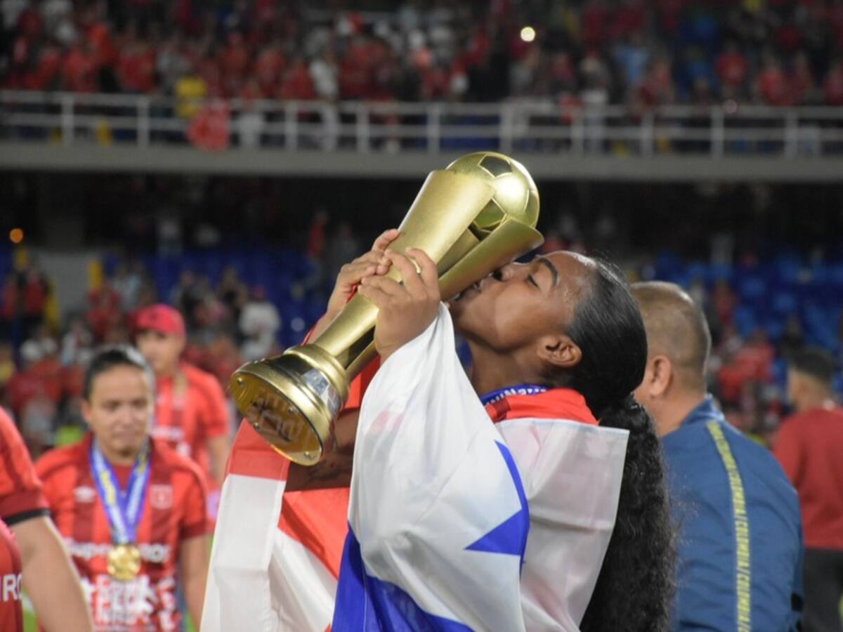 Liga Femenina sigue en veremos: ¿qué dicen Santa Fe y América de Cali?