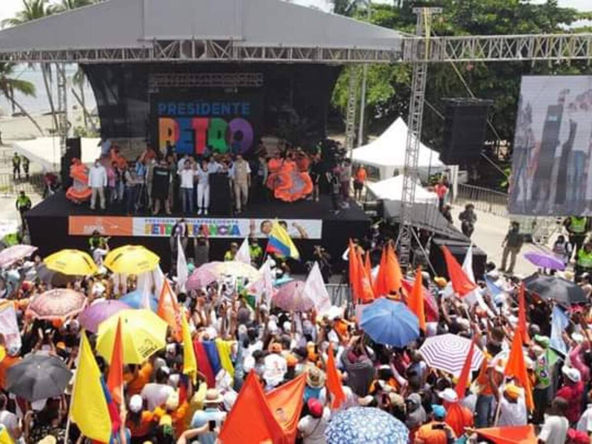 “Los paracos que vengan aquí, tendrán su segunda oportunidad”: Gustavo Petro
