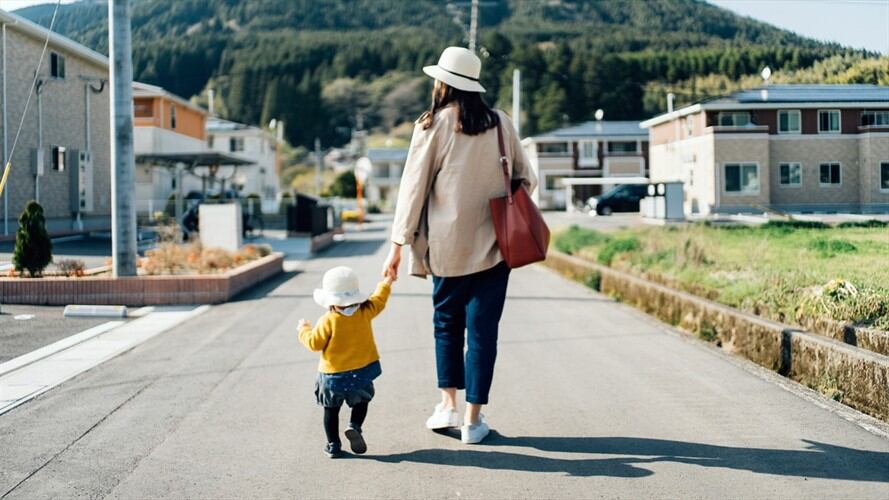 Adoptando dicha decisión, los colombianos tienen el derecho a elegir el orden de sus apellidos como sucede en España, país que adoptó dicha decisión al igual que Francia e Italia. . Foto: Getty Images
