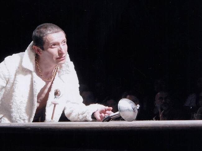 Teatro Petra resiste y vuelve a la presencialidad con su obra "El interrogatorio"