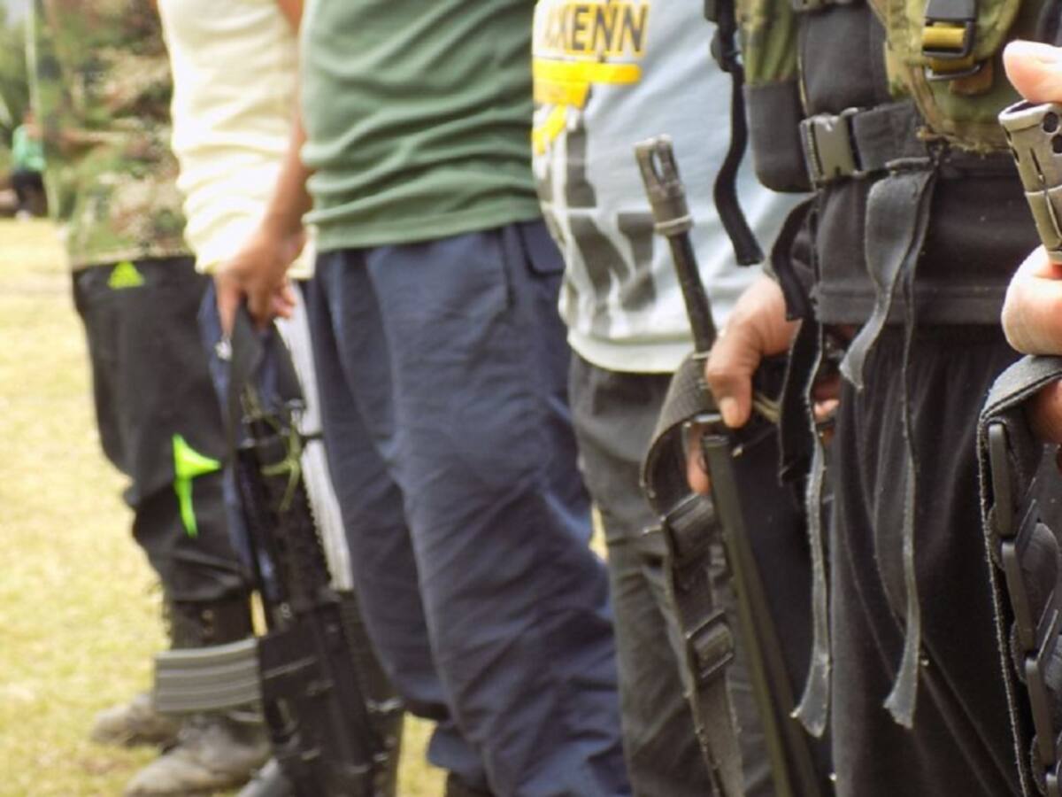 Con panfletos, disidencias de las Farc anunciaron toque de queda en Arauca