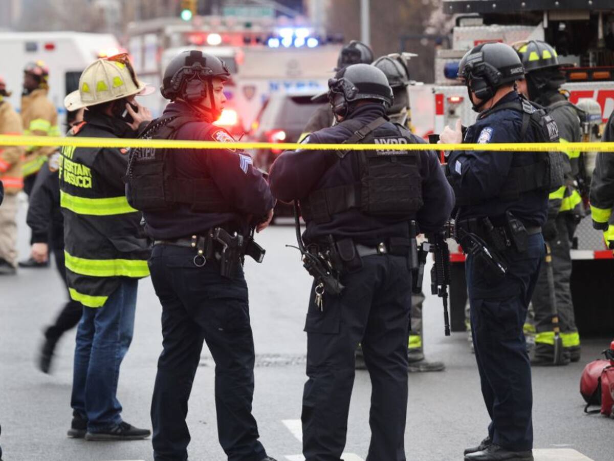 Al menos seis heridos en un tiroteo durante un funeral en una iglesia en EE.UU.