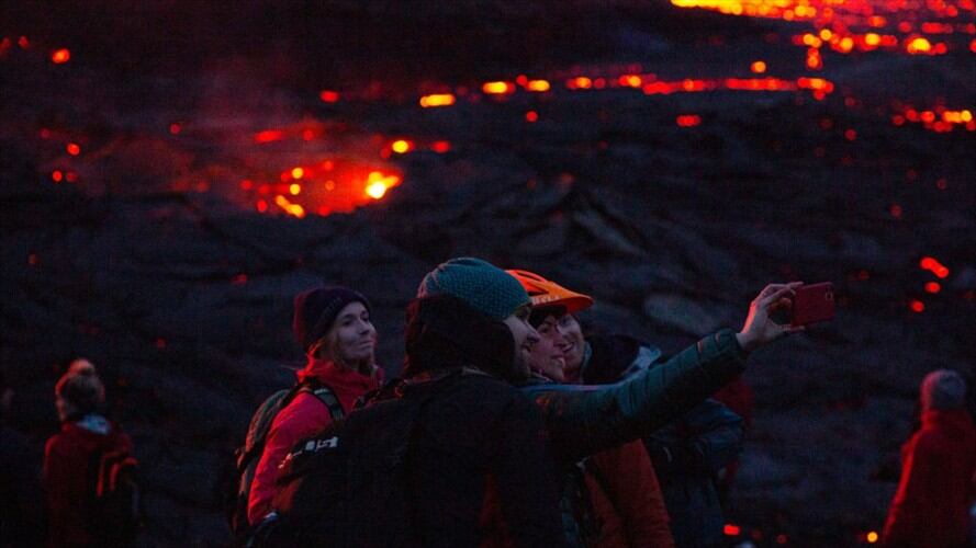 Erupción de volcán desata la locura turística en Islandia. Foto: Getty Images