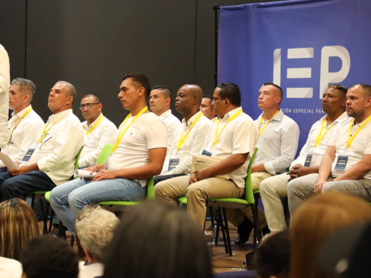 Coronel pide que todos responsables acepten responsabilidad por falsos positivos