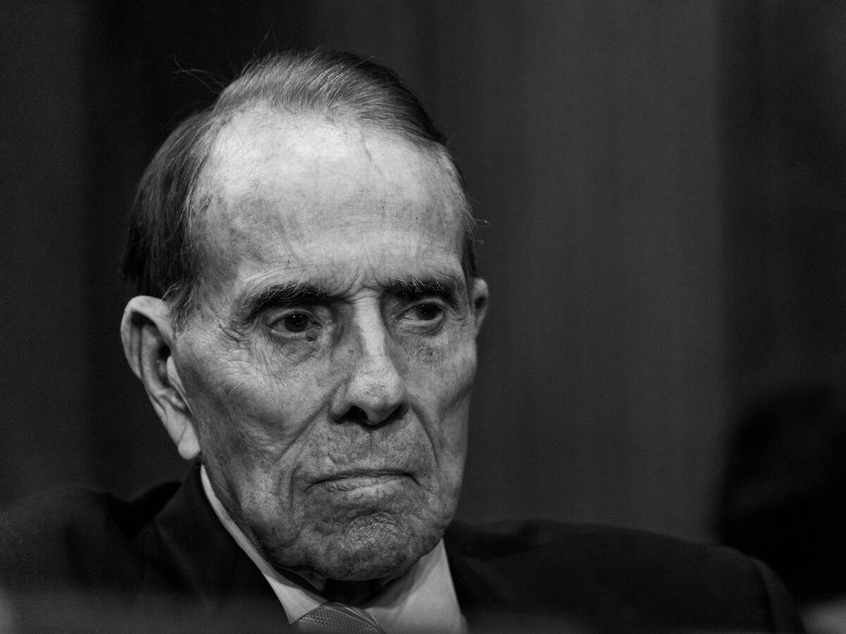 Bob Dole, candidato presidencial de EE.UU. y exsenador republicano, falleció a los 98 años