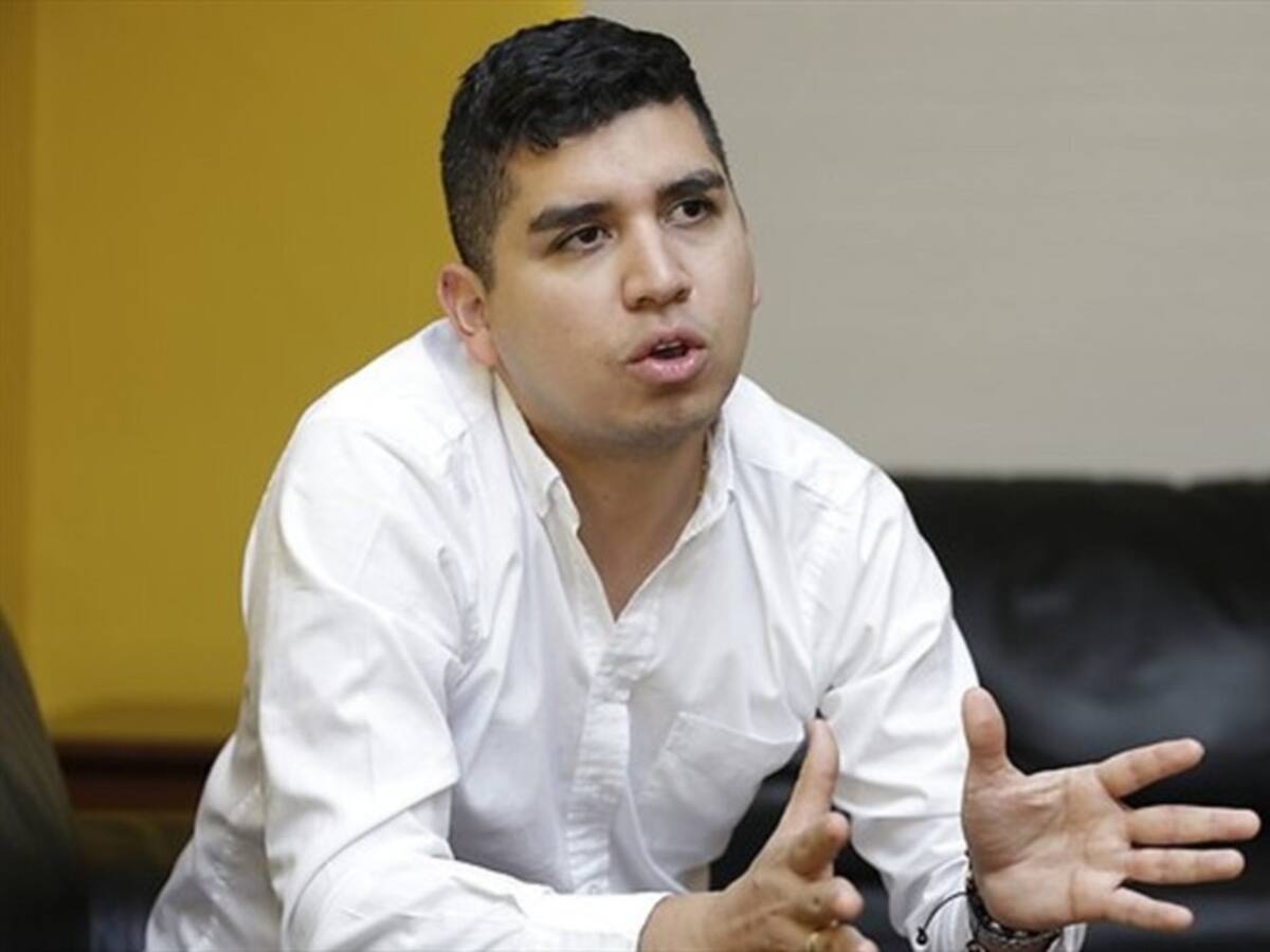 Minvivienda rechaza ataque al oleoducto Caño Limón