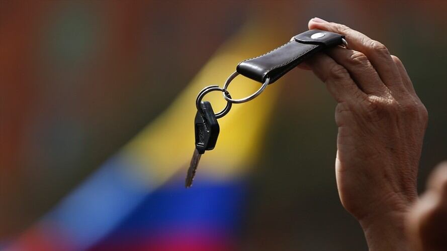 Coviandes confirmó que desde tempranas horas de la mañana se presenta un bloqueo por parte de transportadores de carga. Foto: Colprensa | Video grabado por transportador de carga en la vía Bogotá - Villavicencio