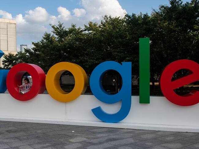 El juego se llama "Text Adventure" y consiste en guiar a la G de Google por un campus universitario.. Foto: Getty Images