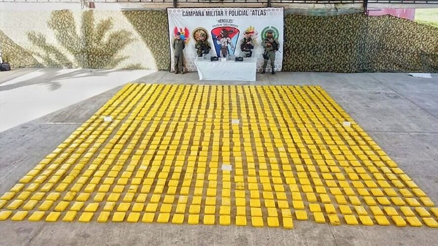Armada nacional incauta más de 1.247 toneladas de clorhidrato de cocaína. Foto: Colprensa
