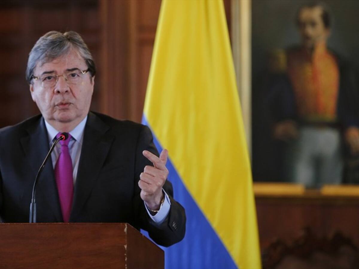 Gobierno espera que el embajador Alejandro Ordóñez rectifique: canciller