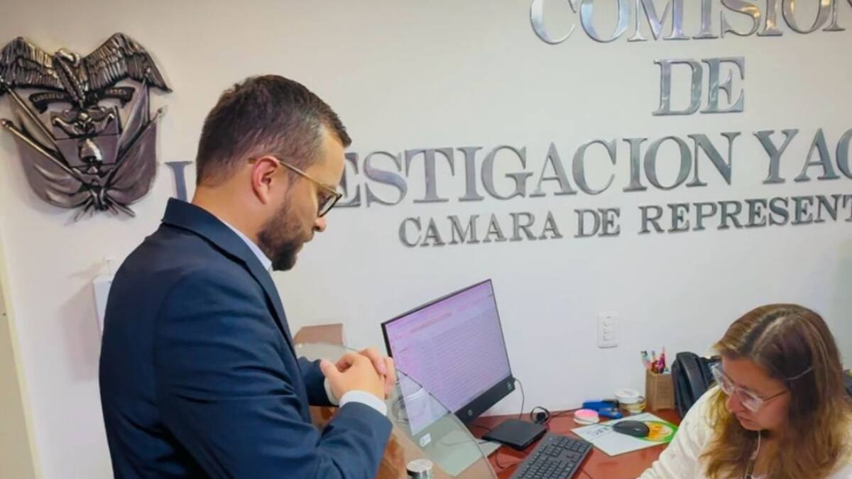 Concejal de Bogotá denunció a Petro por caso de ‘Papá Pitufo’