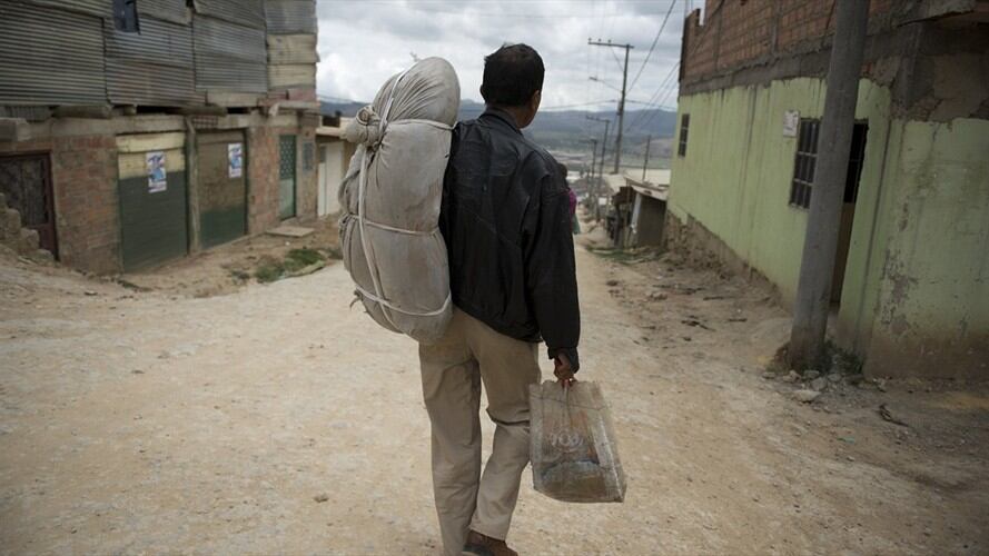 La Unidad de Víctimas alertó que 257 personas (101 familias) han arribado al municipio de Ituango (Antioquia) debido a intimidaciones y combates entre grupos armados. Foto: Getty Images / EITAN ABRAMOVICH