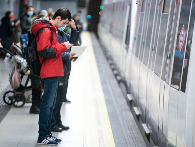 Primer día sin mascarilla en España. En la foto, transporte público de Madrid, España. 9 de febrero 2023. Foto: A. Perez Meca/Europa Press via Getty Images.