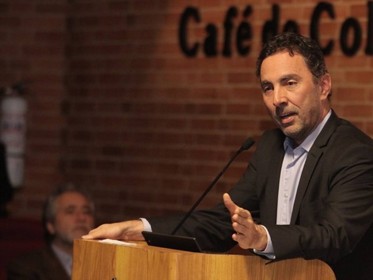 Daniel Quintero tiene muchas explicaciones que dar: Jorge Londoño