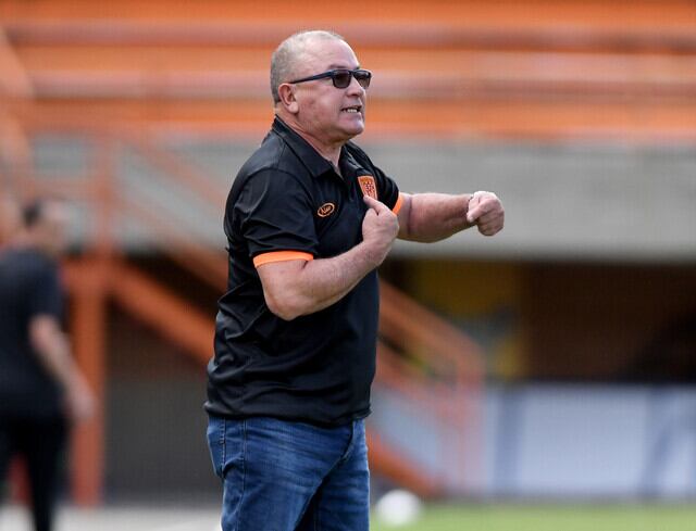 Alberto Suárez, Dt de Envigado. Foto: Colprensa