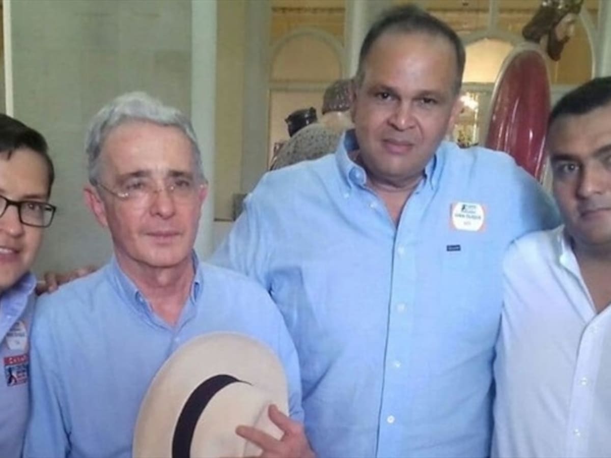 Oficina de Uribe agendó en 2016 al "Ñeñe" Hernández para visitar el Congreso