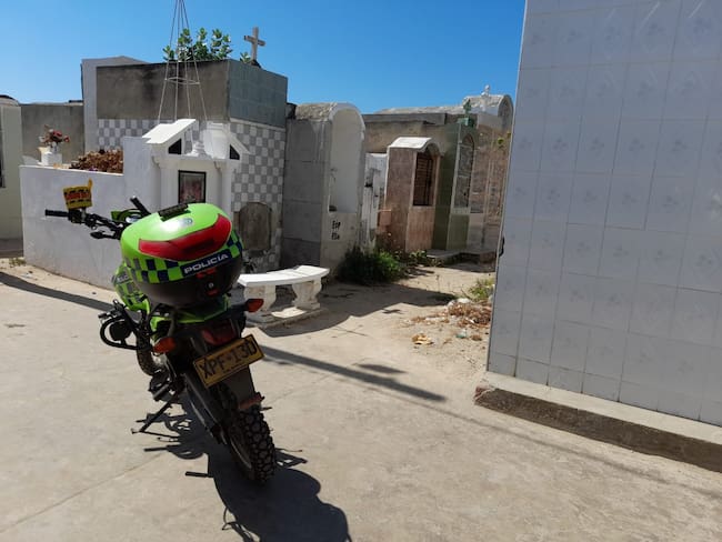 Sacaron cadáver de cementerio en Ciénaga y le prendieron fuego. Foto: Redacción W
