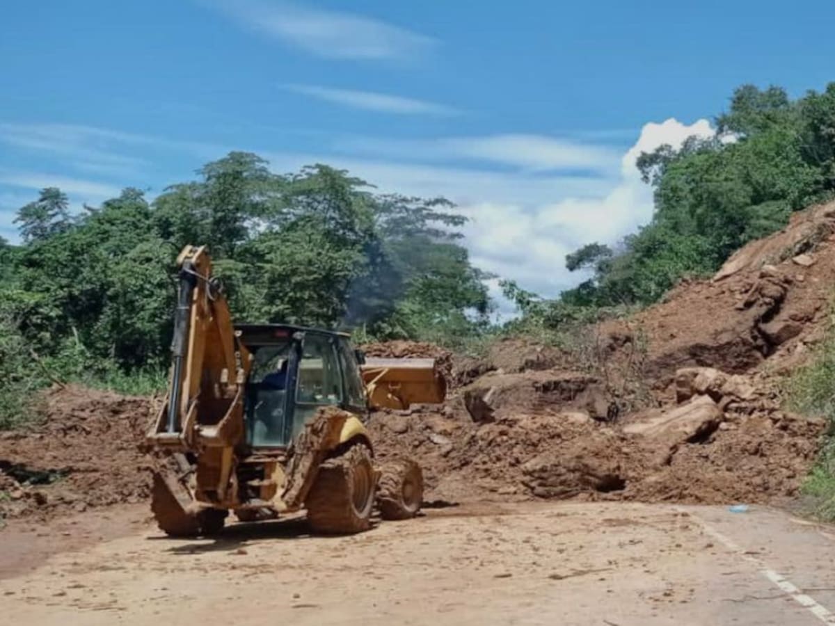 ¿Qué se sabe del hombre murió cuando intentaba pasar por un derrumbe en Santander?