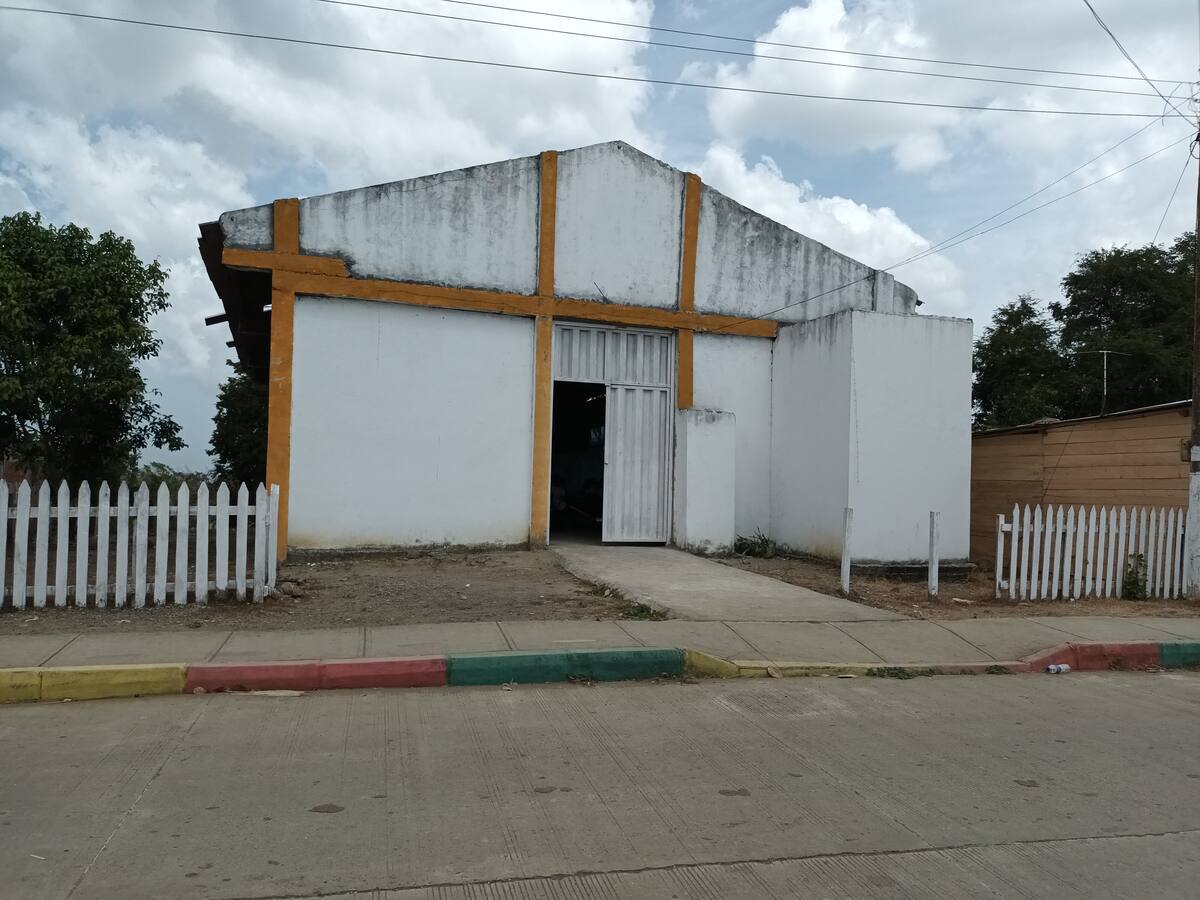 Más de 200 estudiantes reciben clases en iglesias y casas por falta de aulas Pto. Escondido, Córdoba