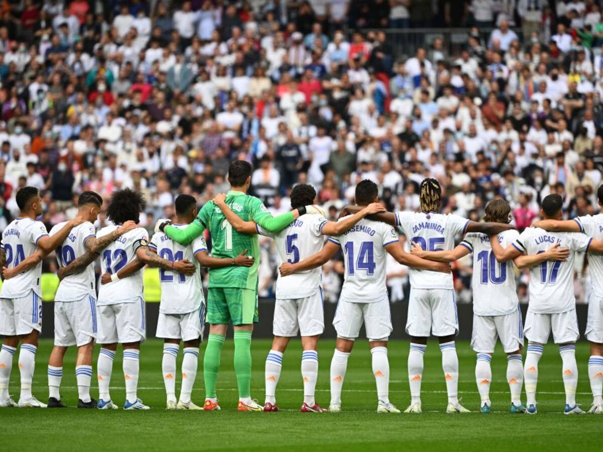 Silencio absoluto: sentido homenaje del Real Madrid a Freddy Rincón en el Santiago Bernabéu