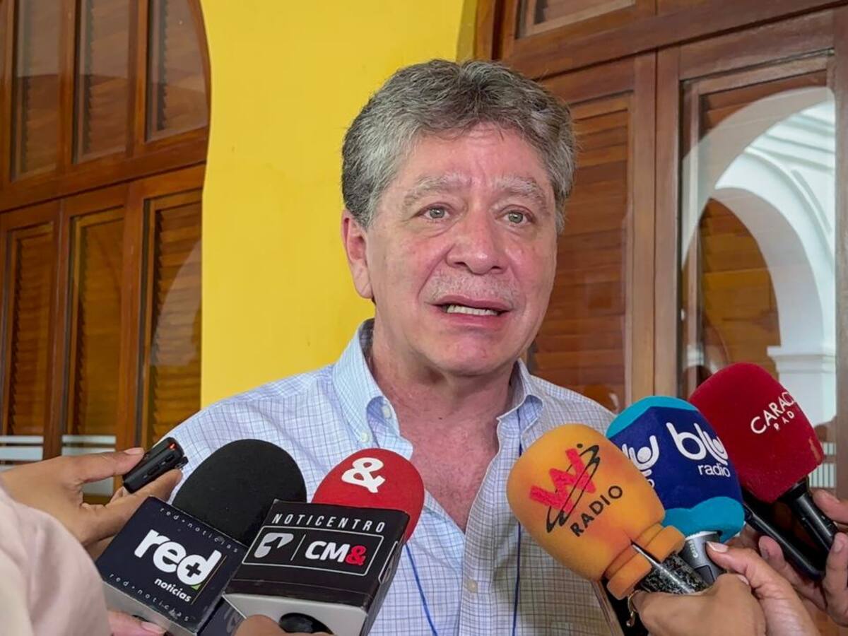 Mac Master reaccionó a la decisión de los delegados del Gobierno de reunirse con el ELN