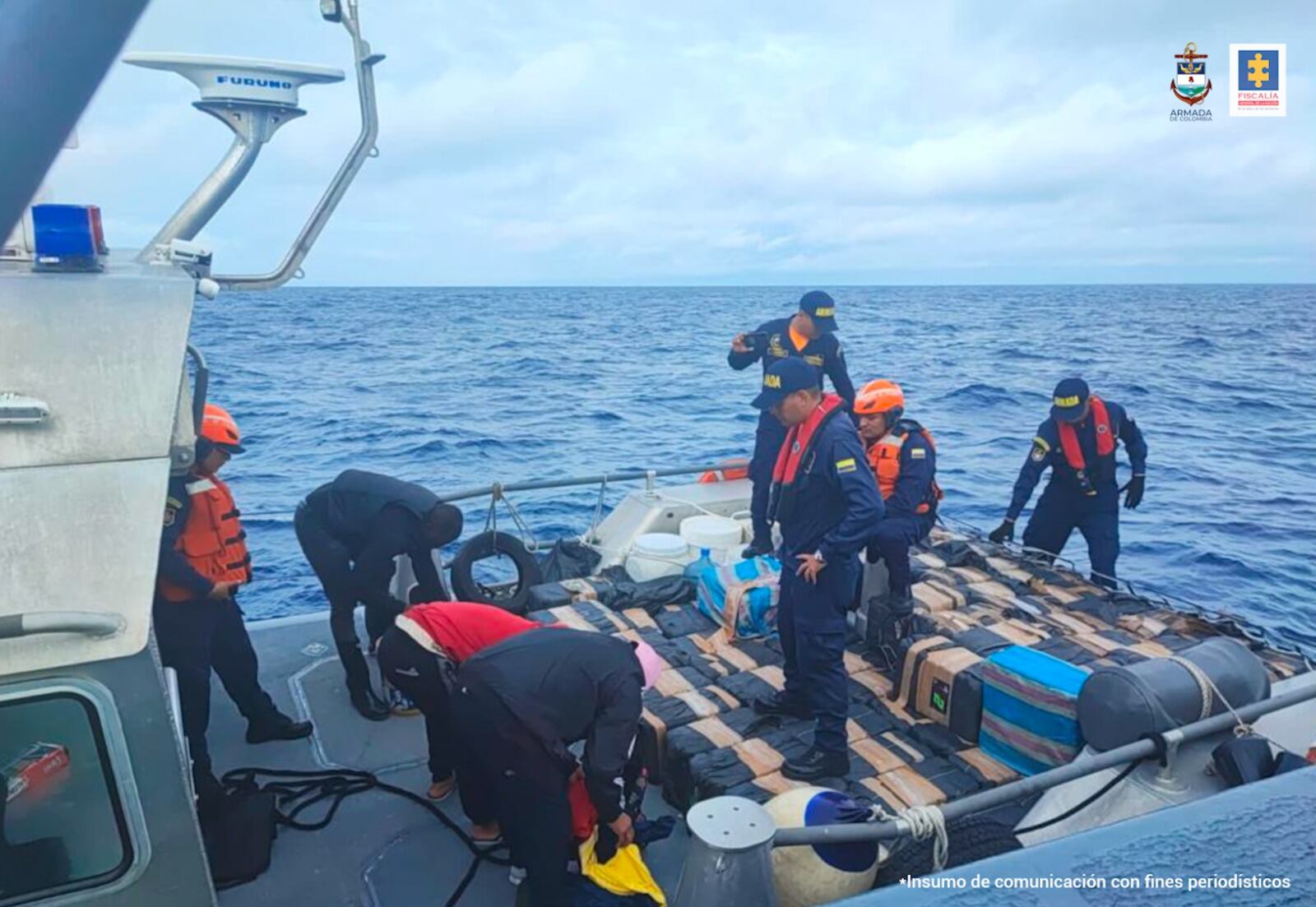 A la cárcel un colombiano y dos ecuatorianos por llevar casi dos toneladas de cocaína. Foto: Fiscalía General de la Nación.