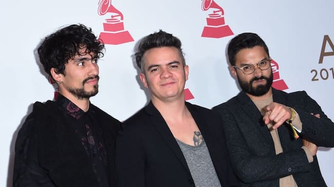 Diamante Electrico arrives for the Latin Recording Academy Person of the Year gala/ (Photo credit should read VALERIE MACON/AFP via Getty Images)