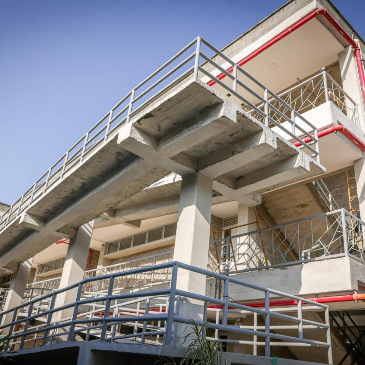 Obras educativas que han presentado retrasos superan los $4.000 millones en Montería