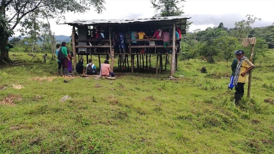Joven indígena resultó herido al pisar una mina antipersonal en Dabeiba, Antioquia. Foto: Cortesía OIA