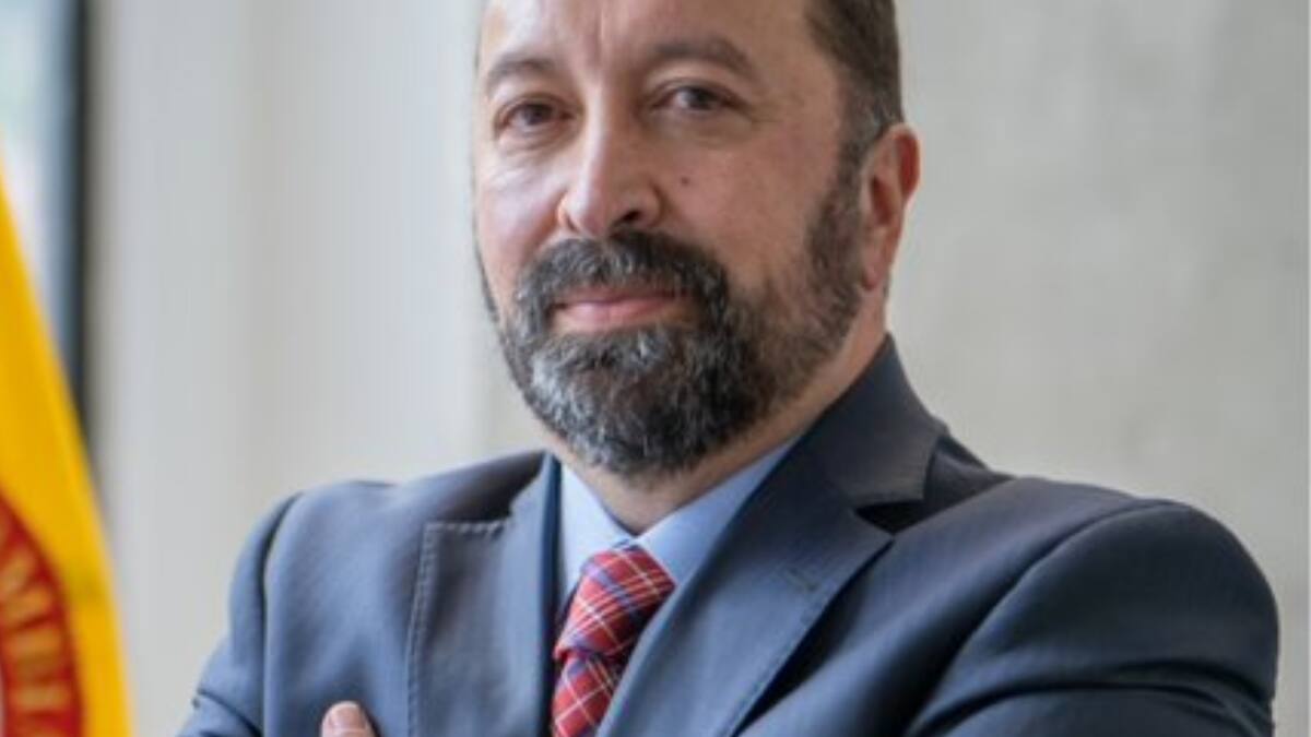 Javier Gutiérrez Afanador asumió como nuevo comisionado de la CRC