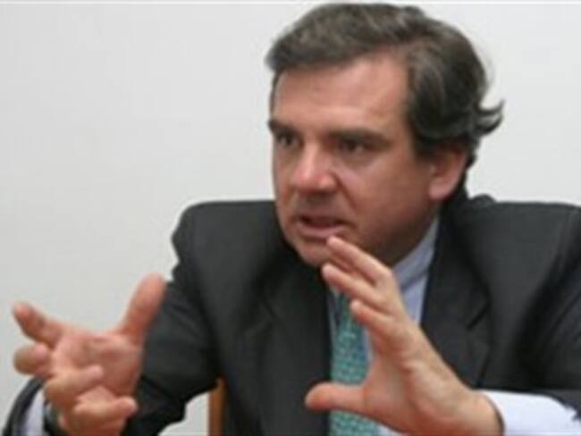 Representante Varón asegura que proyecto para incrementar pensiones de ex Congresista no será aprobado