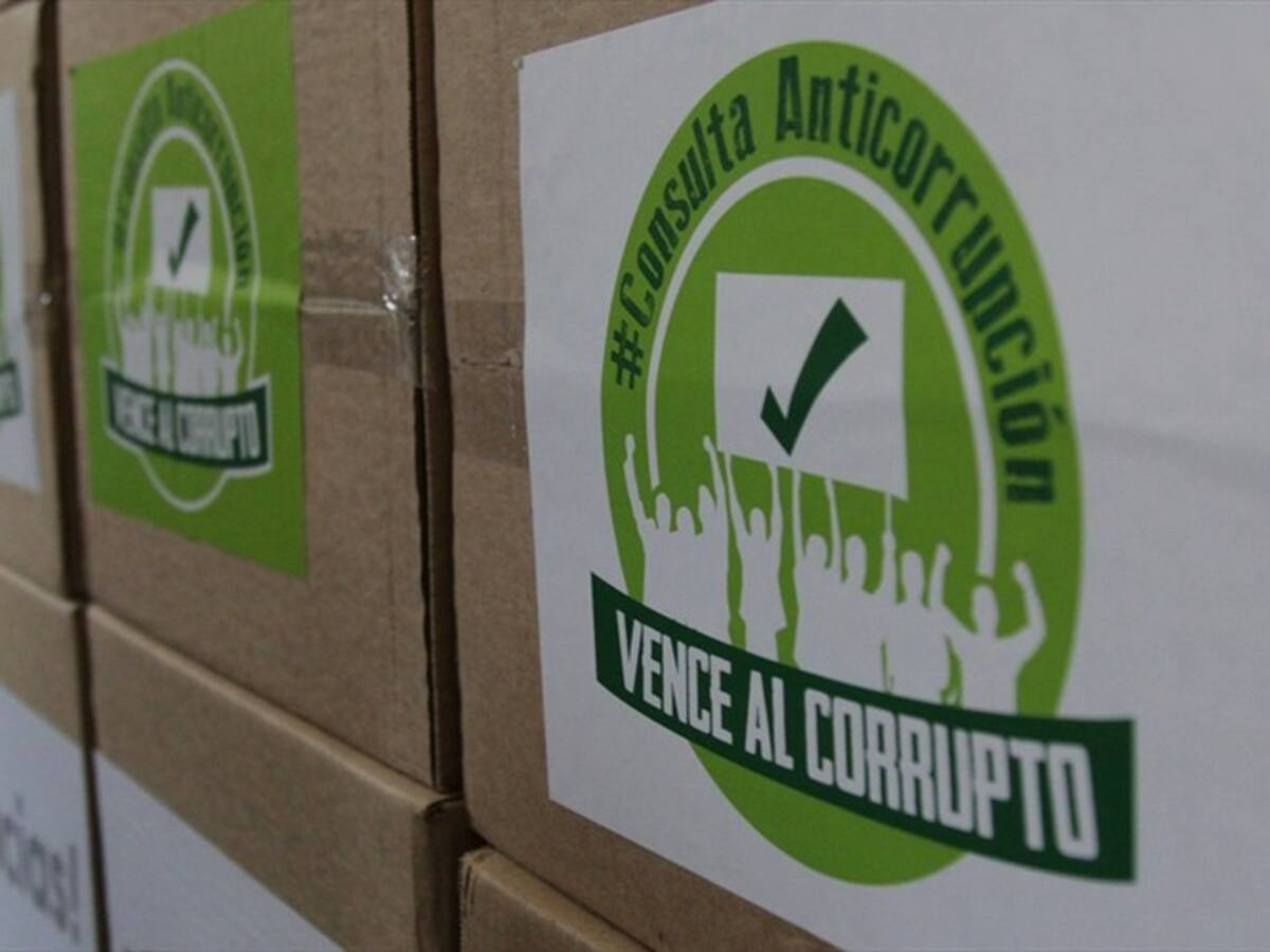 Reducir el salario de los congresistas incluye reformar la Constitución: Gustavo Zafra