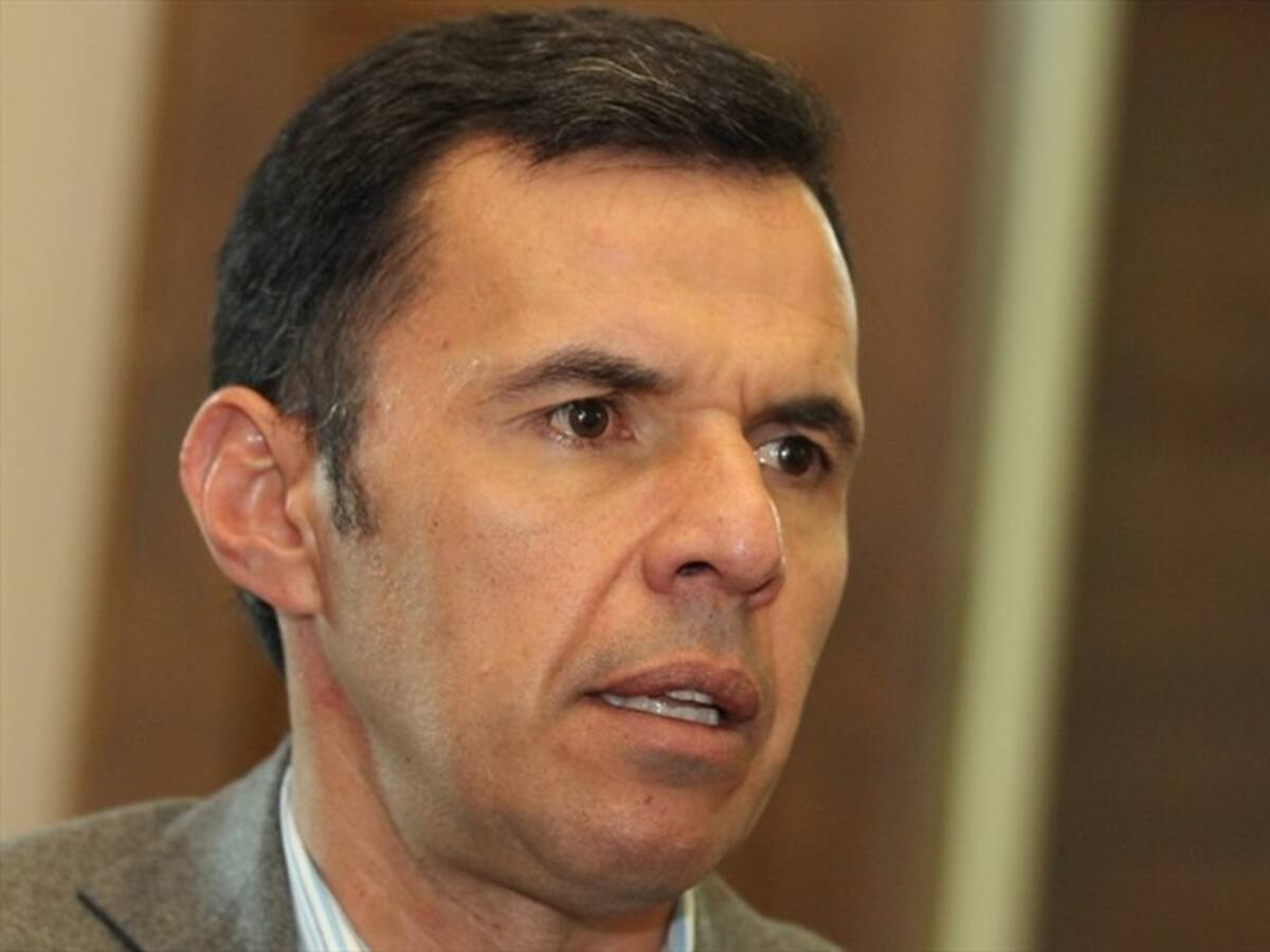 Vamos a insistir en una reforma política estructural: Mininterior