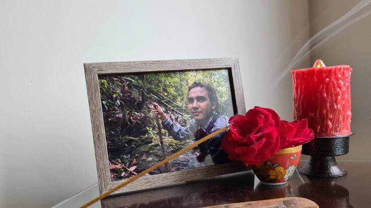 Hay algo oculto y oscuro detrás de su desaparición: mamá de Andrés Camilo Peláez