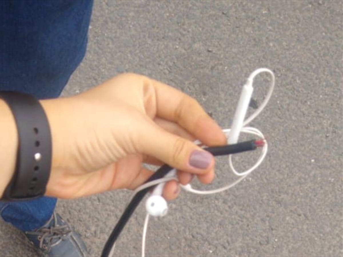 Encapuchados queman equipos de trabajo a periodista en cubrimiento del paro en Cali