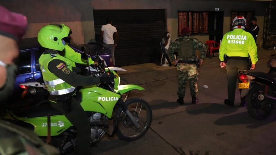 De manera preventiva fueron aislados otros 64 agentes de la Policía. Foto: Cortesía