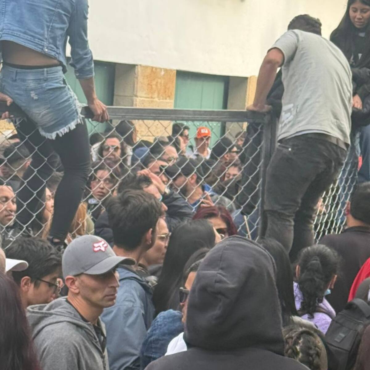 Gobierno dio un manejo irresponsable al evento: Distrito por Concierto de la Esperanza en Bogotá