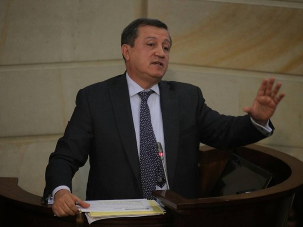 “Si no se actúa a tiempo, se roban las elecciones”: Ernesto Macías