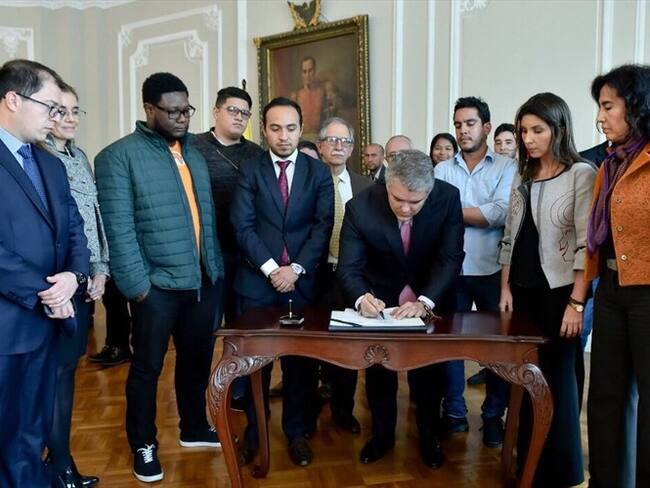 Los acuerdos alcanzados son producto de esfuerzos conjuntos entre el Gobierno Nacional y las instituciones de educación superior públicas. Foto: Iván Duque en Twitter